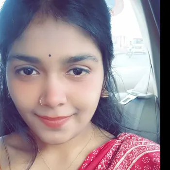 Aditi dubey - Best Home Tutor in Daheli Sujanpur, Kanpur