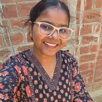 Alka Pal - Best Female Home Tutor in Rama Devi, Kanpur