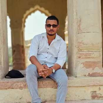 Ayush Singh - Home Tutor in Shyam Nagar, Kanpur