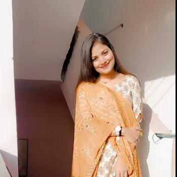 Gayatri Sharma  - Best Home Tutor in Kakadeo, Kanpur
