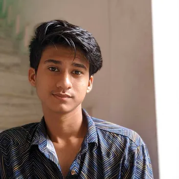 Varun Chand - Best Home Tutor in Naubasta, Kanpur