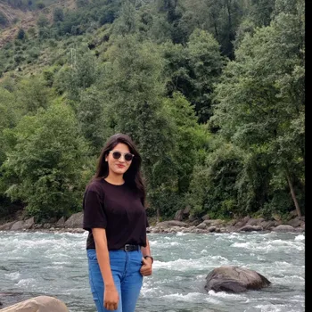 ANUBHA BAJPAI  - Best Home Tutor in Vikas Nagar, Kanpur