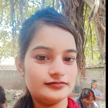 Khushi - Best Home Tutor in Kidwai Nagar, Kanpur