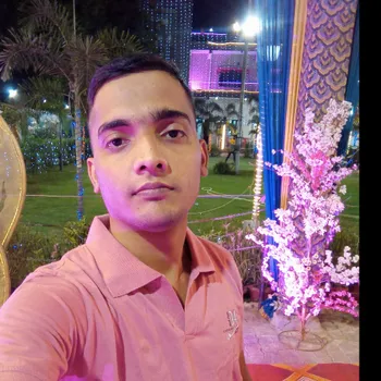 Shivam Dixit - Best Home Tutor in J K puri, Kanpur