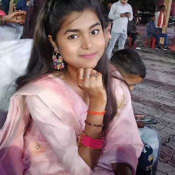 Shivani - Home Tutor in Jajmau, Kanpur