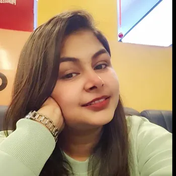 Shrashti Tripathi home tutor in Kakadeo Kanpur