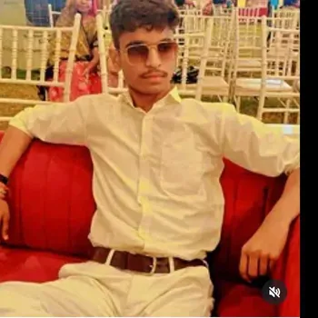 Vinayak prajapati - Home Tutor in Shyam Nagar, Kanpur